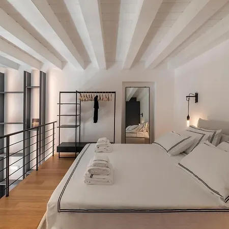 דירה Domine - Luxury In Historic Center מולפטה